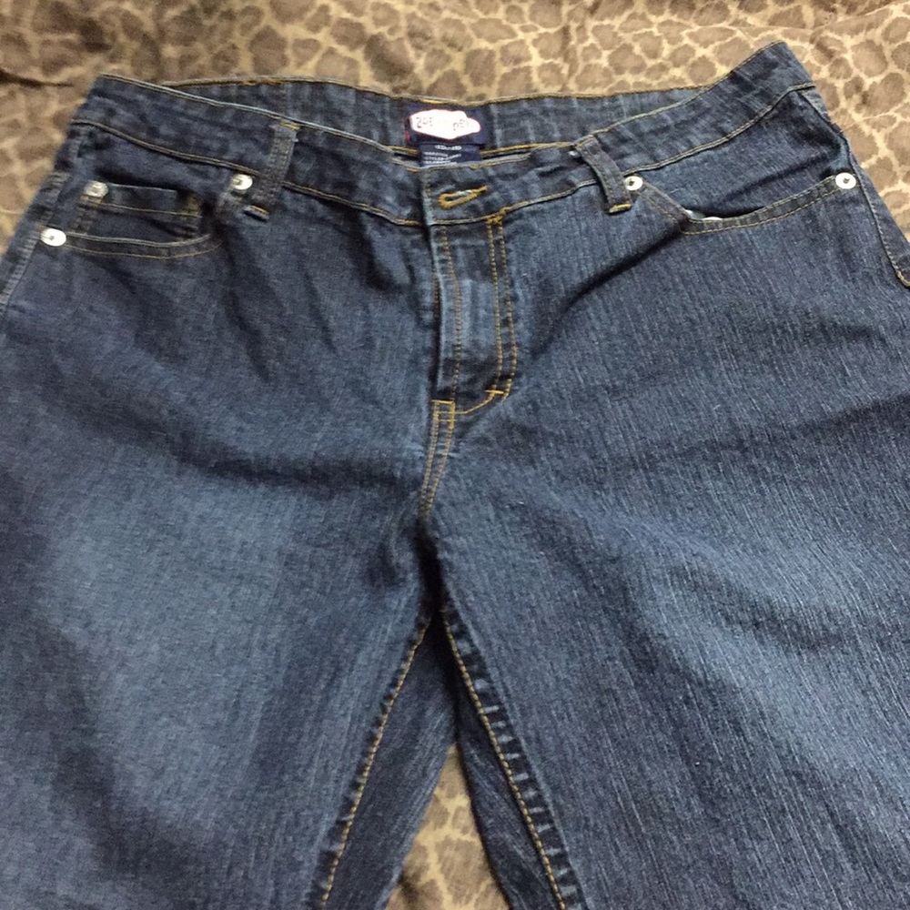 Jeans - Picture 2 of 5